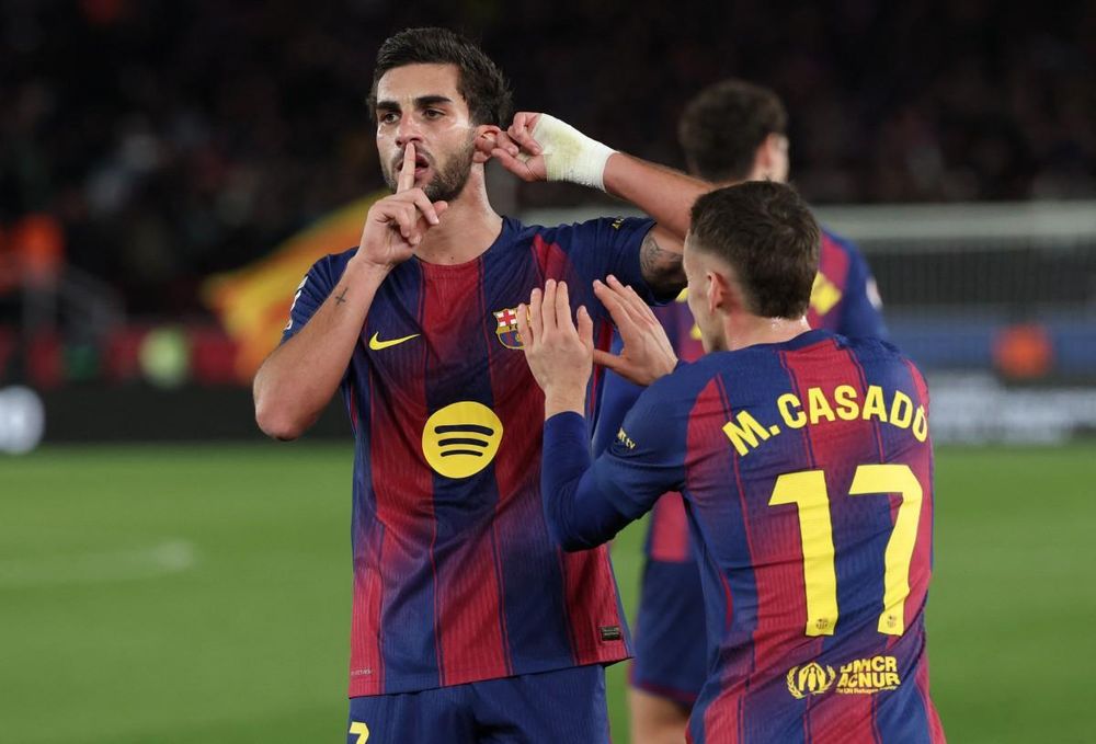 Barcelona produce Atletico Madrid comeback to extend Liga lead