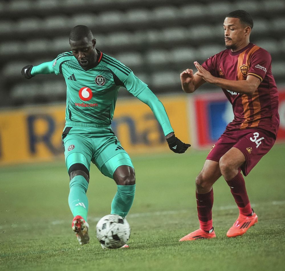 Inkukhu ibalekile, iPirates mayichith' amanzi!