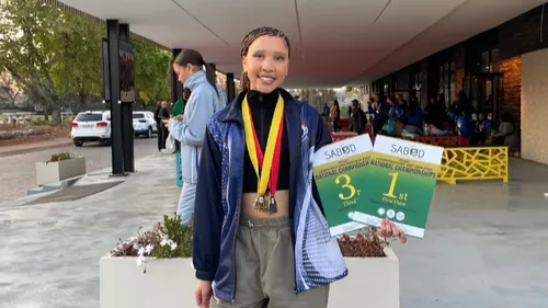 Help Ocean View dancer Chloë Abrahams reach international hip-hop championship
