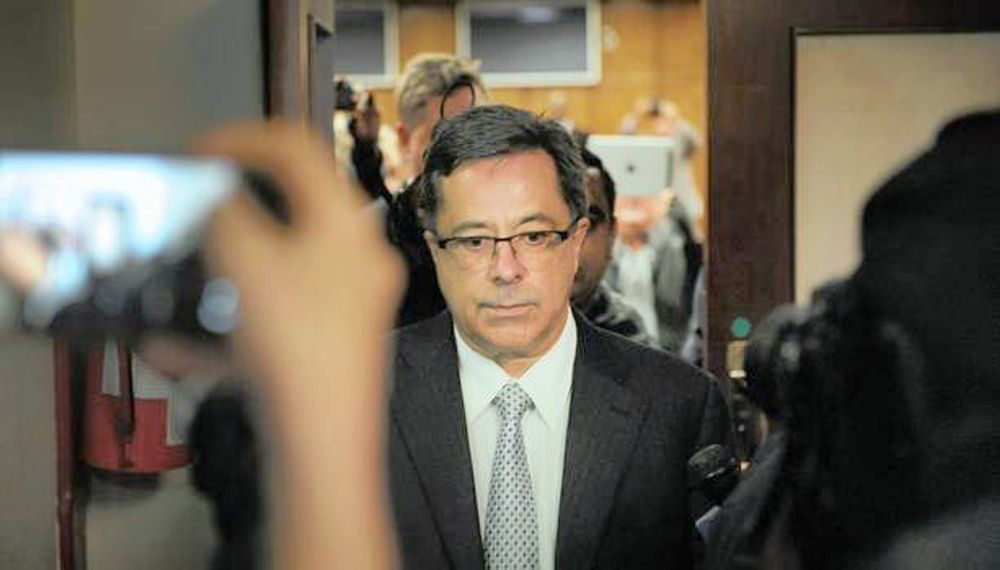 Steinhoff's investors to suspend legal battle as firm recovers