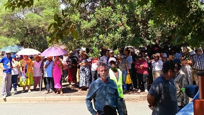 Claims of ‘milking’ municipal funds fuel Valspan protest march