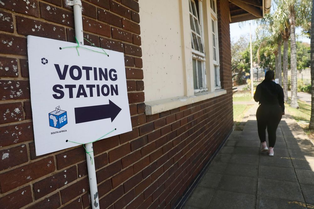 Significant voter registration surge: Over 300,000 South Africans registered by midday