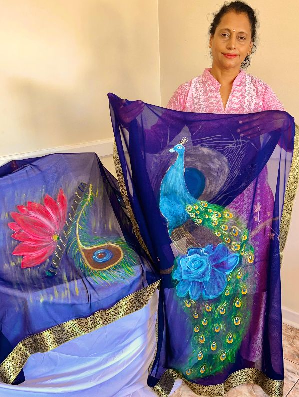 WATCH: Hillary artist Anusha Singh customises hand-painted saris that tell a story