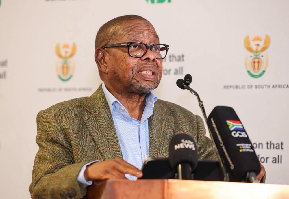 Nzimande warns R2.5bn US research cuts expose South Africa’s funding vulnerability