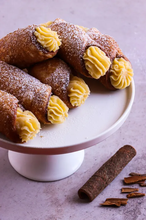 Delight your taste buds with Milk Tart Cannoli