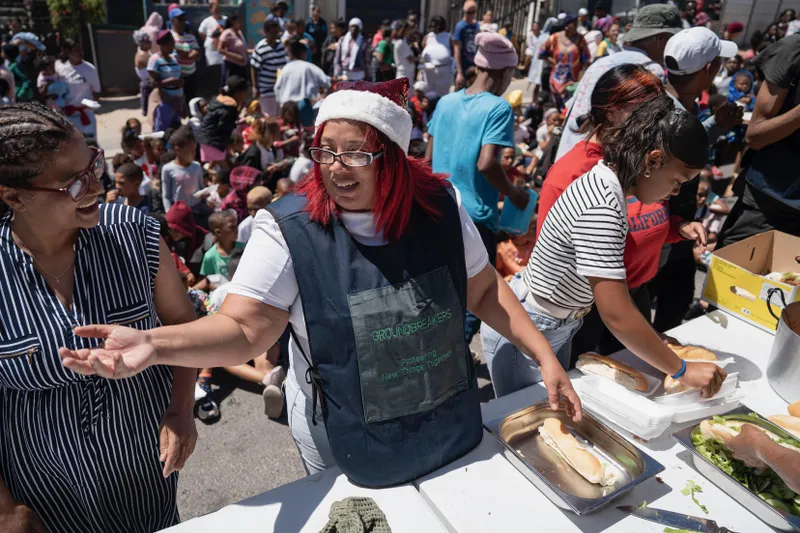 In Pictures: A Look at an Ocean View Christmas Party