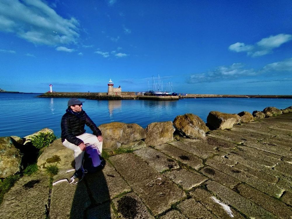 Essential gear for starting your travel vlog: A beginner’s guide