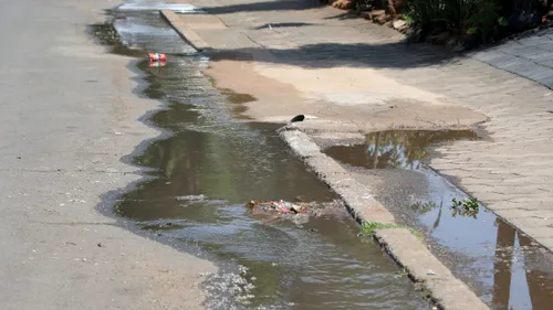 Sewage crisis in Eldorado Park sparks political battle ahead of municipal elections