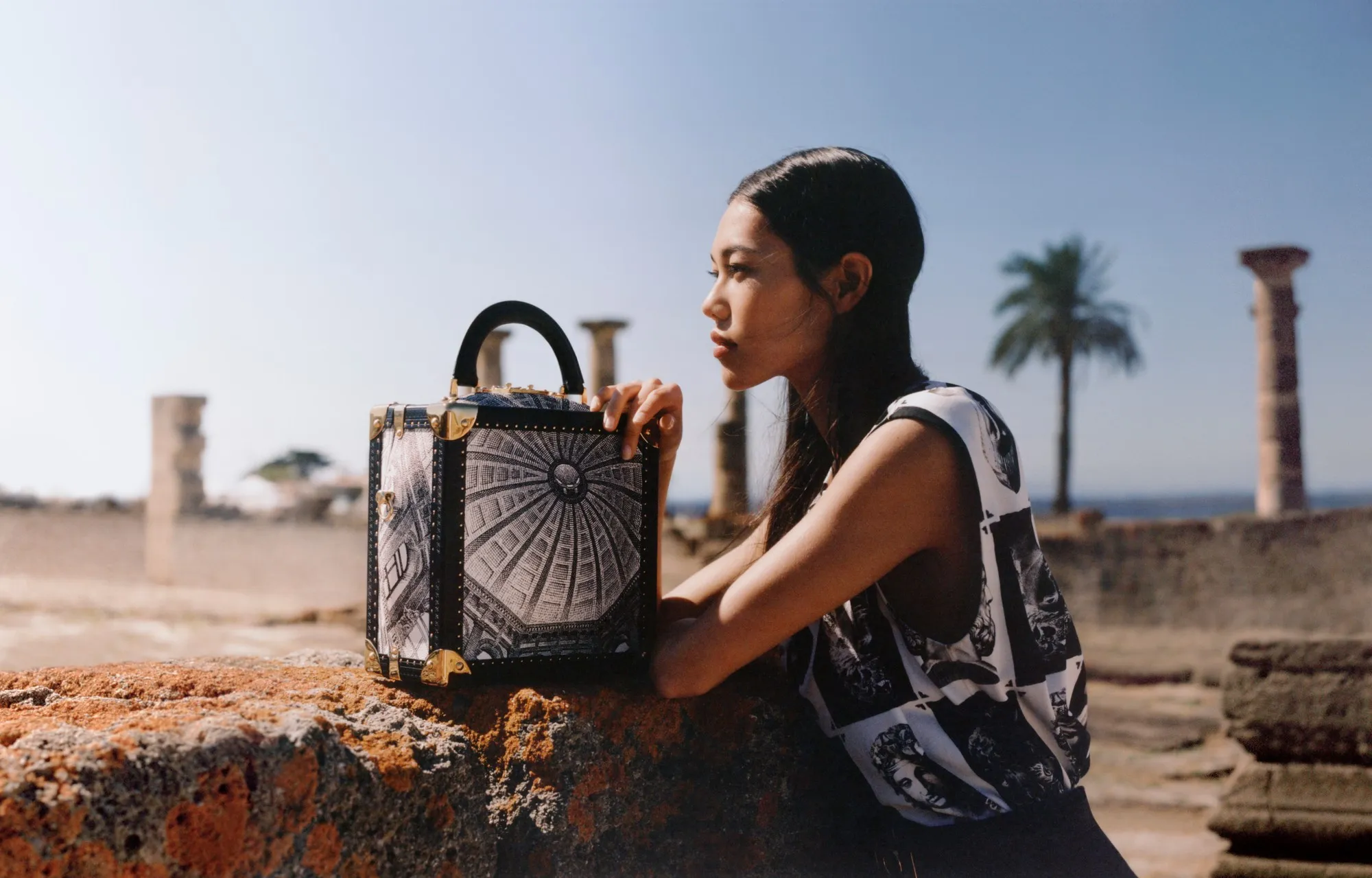 LOUIS VUITTON × FORNASETTI　ナイロンパンツ SEE: The Louis Vuitton x Fornasetti collection