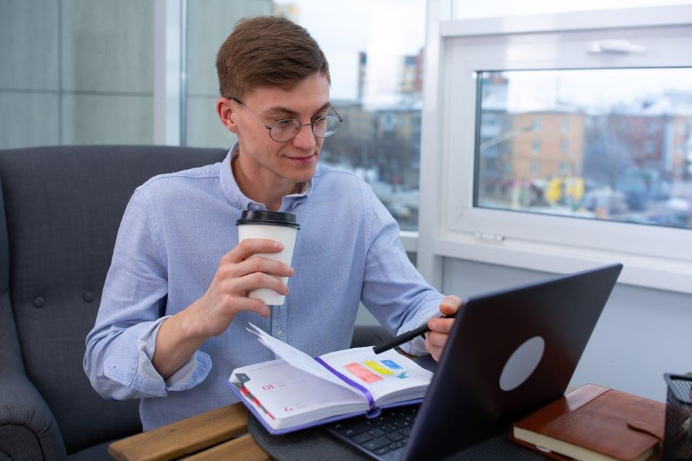 From quiet quitting to task masking: understanding the new workplace trend
