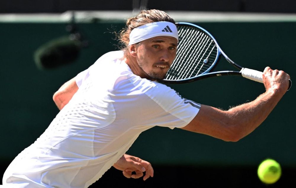 Alexander Zverev sees off Taylor Fritz to make first Wimbledon semi-final