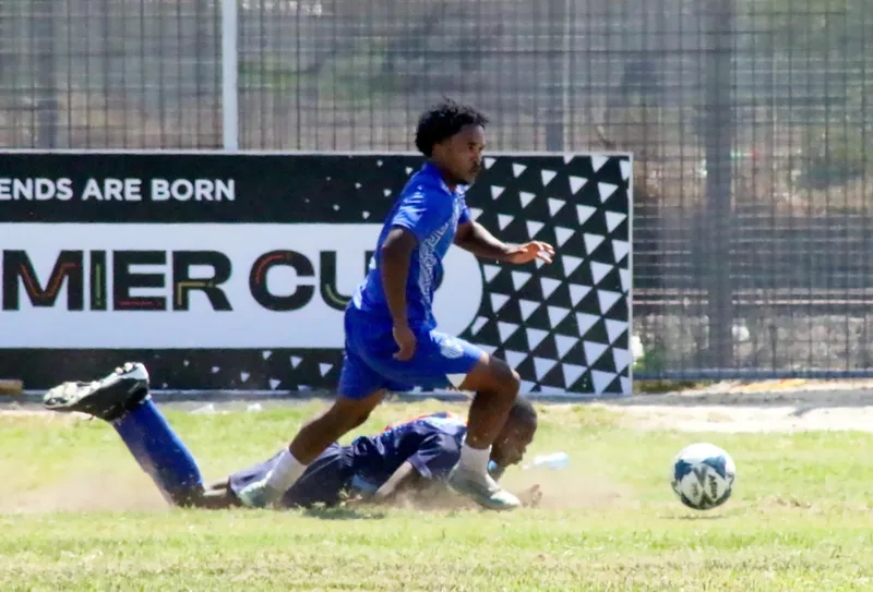 Hellenic hold their nerve to keep Premier Cup dream alive