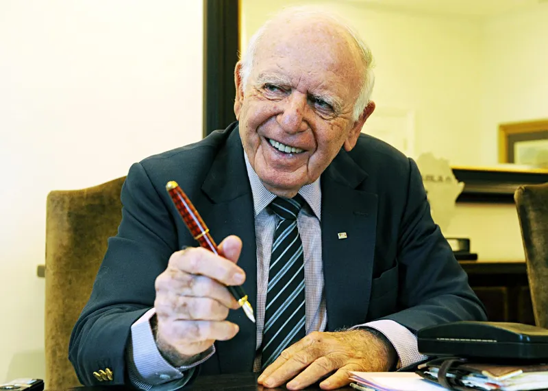 Ackerman family offloads big chunk of Pick n Pay shares