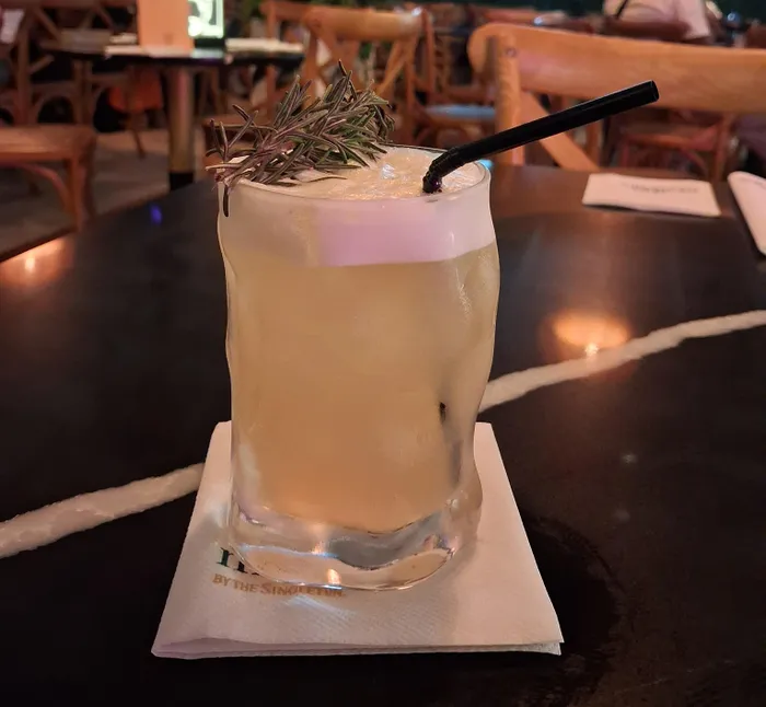 The Singleton's Oak and Emotion cocktail offered a richer and more layered drinking experience. 