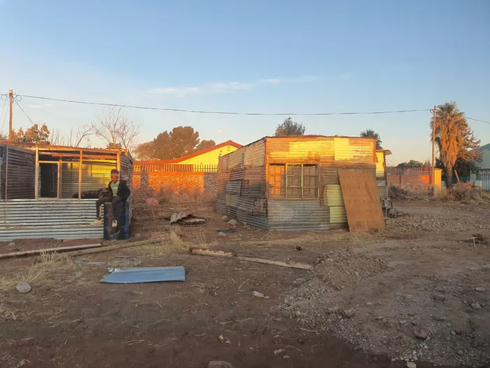 Residents infuriated over illegal shacks
