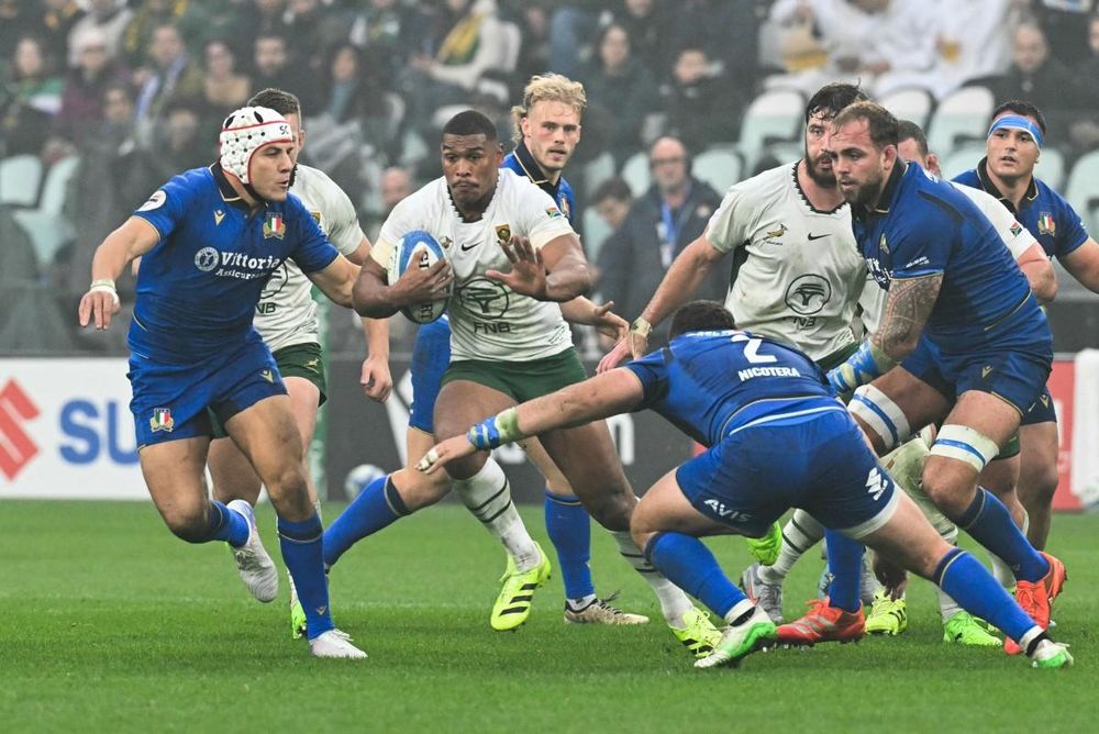 Springboks overcome iffy officiating to beat Italy in another statement win
