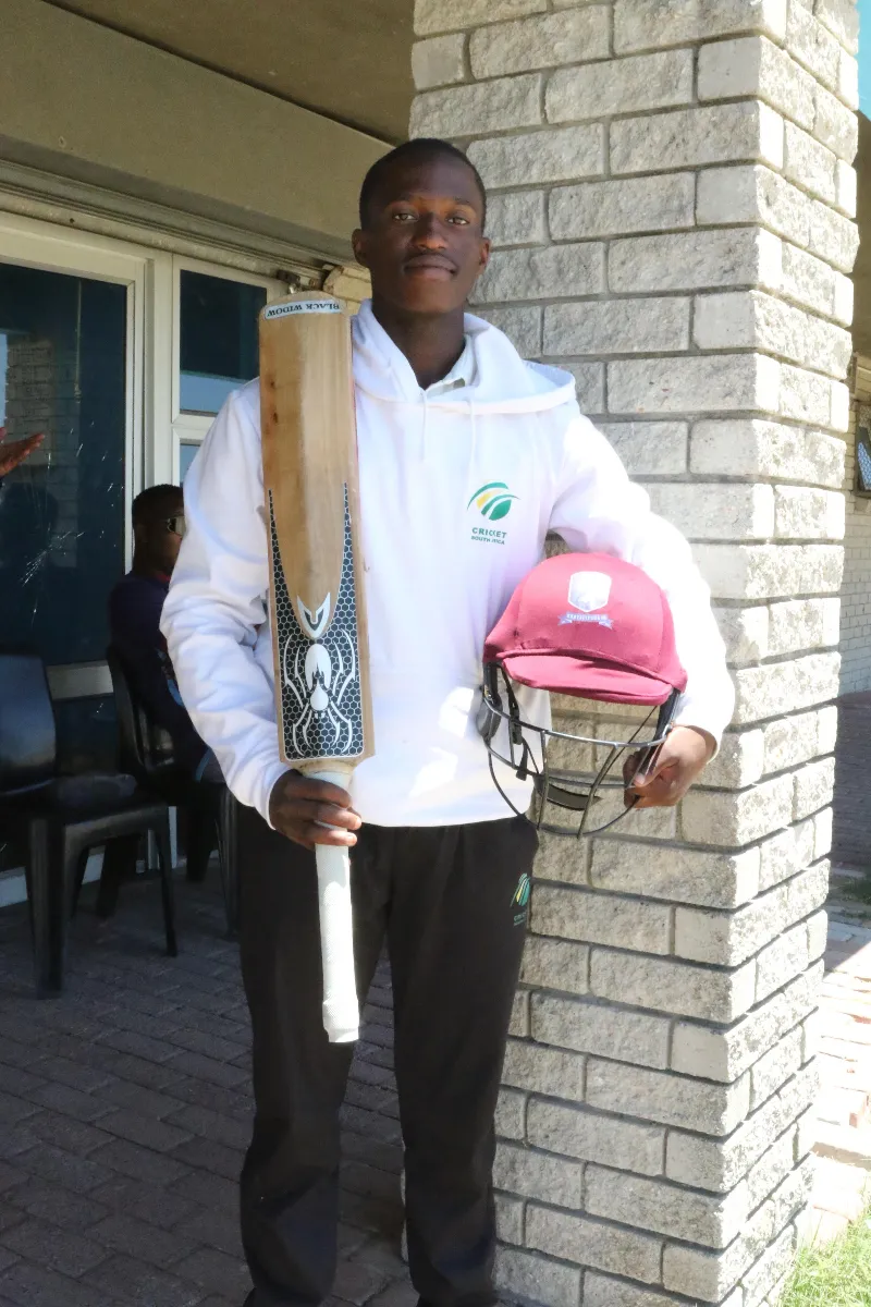 Khayelitsha teen Magoloza chasing pro cricket dream
