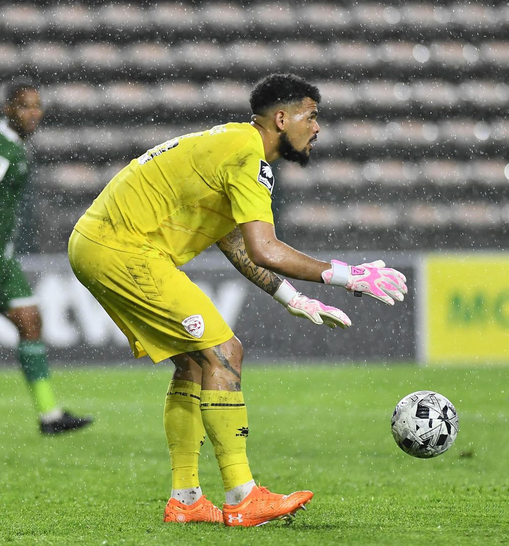 Sekhukhune United coach subs out-of-form Bafana goalkeeper Renaldo Leaner 'to protect him'
