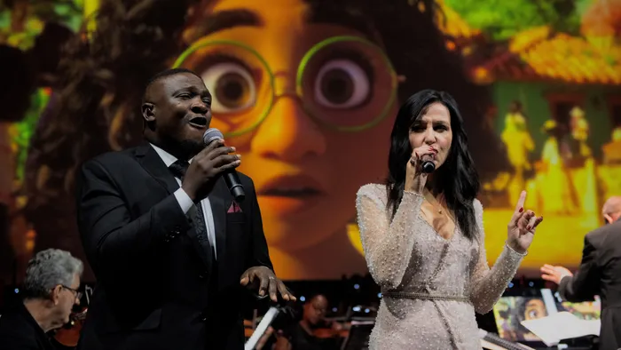 Monde Msuthwana and Monique Steyn during a performance at Johannesburg. Picture:Supplied.
