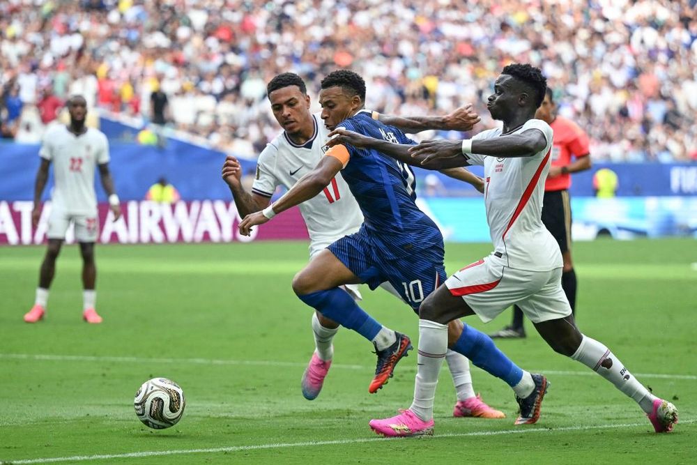 England beat France 6-4 in World Cup third-place playoff