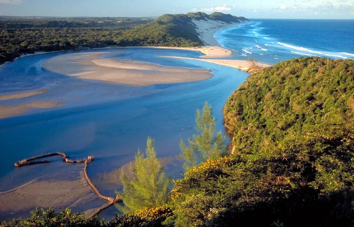For a completely different, subtropical twist on the traditional winter escape, the far northern coast of KwaZulu-Natal swaps freezing mountain frost for towering Raphia palms and mild weather. 