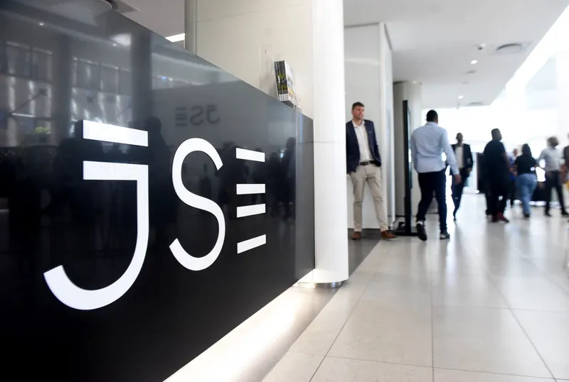 Markets bounce back as AI shares find support amidst economic optimism