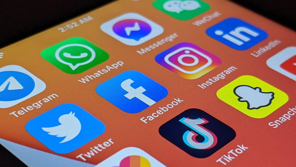 New Zealand introduces bill banning social media for children under 16