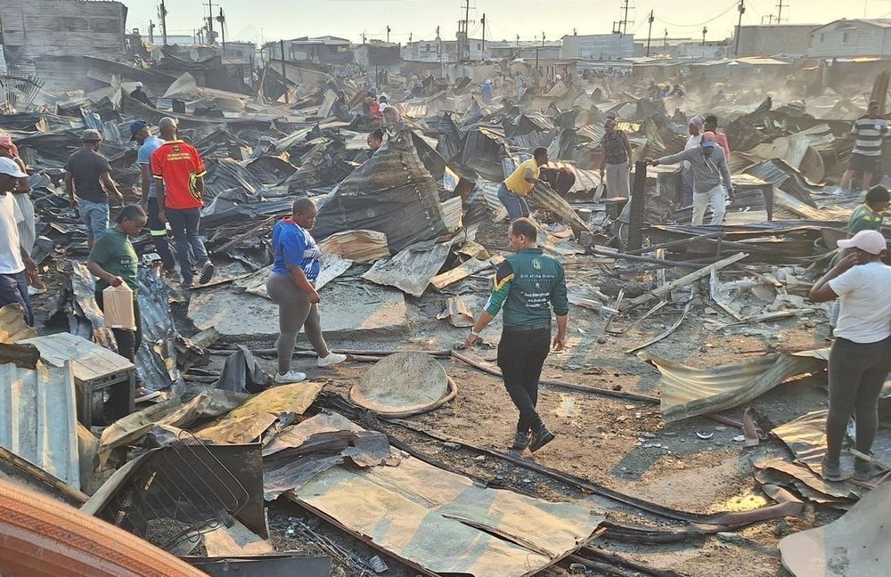 Children left without uniforms and stationery as Du Noon fire has left 'complete chaos as far as the eye can see’