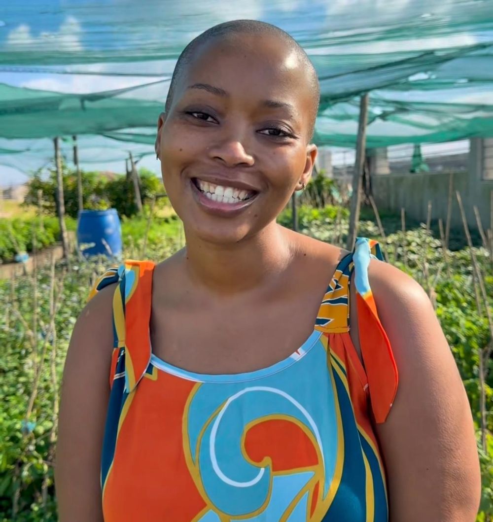 Onezwa Mbola reveals pregnancy in surprise Spring Day garden video
