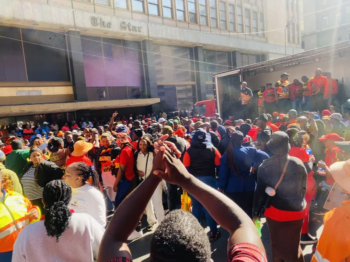 Scores of City of Johannesburg workers affiliated with SAMWU gathered outside ANC headquarters on Monday, demanding answers over delays in implementing the R10.3 billion Politically Facilitated Agreement while union leaders met with senior ANC officials. 