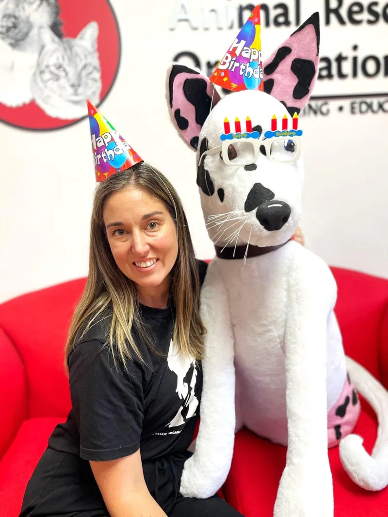 Lindsey Concer turns 39 by raising funds for ARO's vital sterilisation campaign