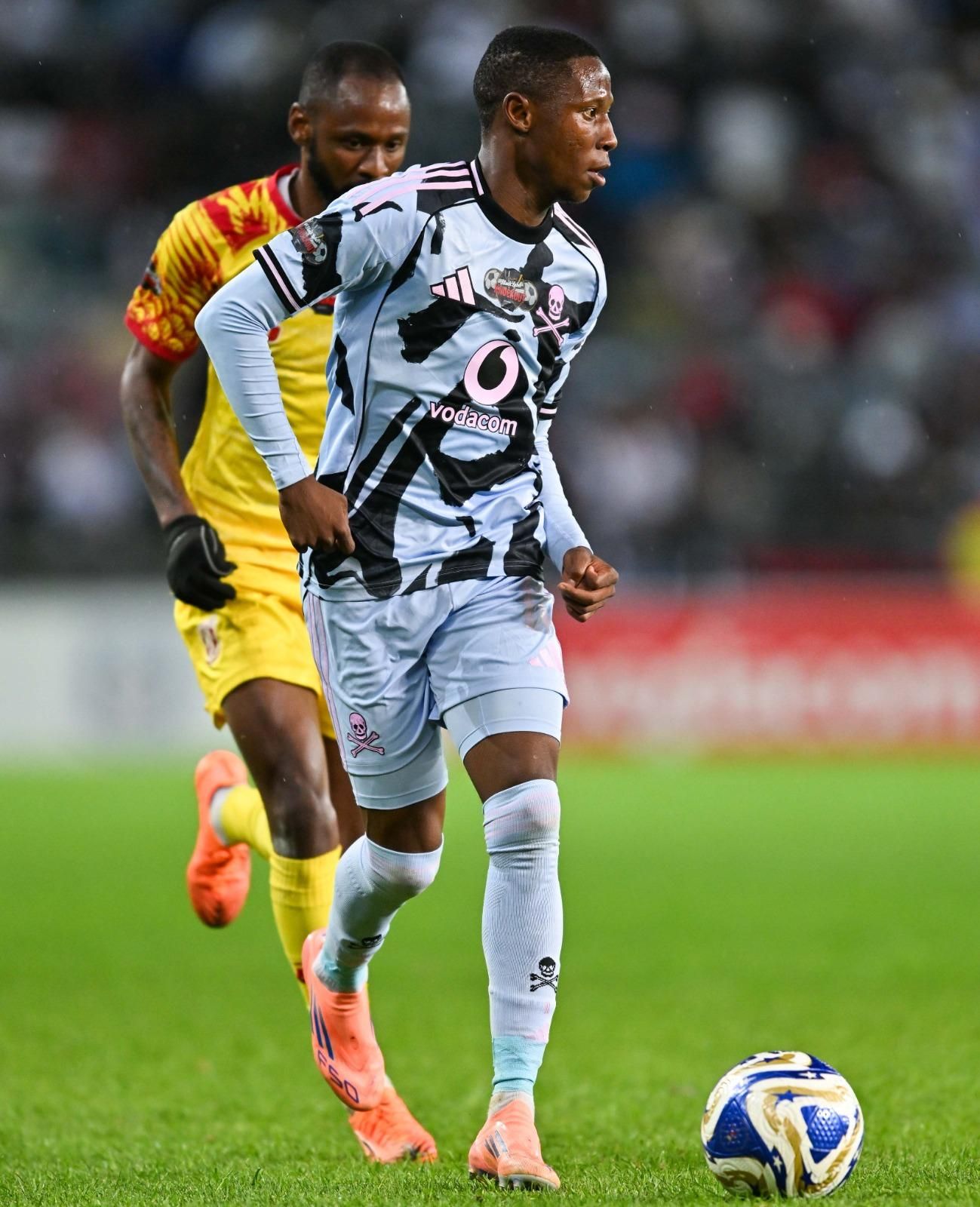 Orlando Pirates eye statement win against Mamelodi Sundowns as Abdeslam Ouaddou demands focus and goals