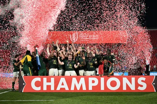 Junior Springboks doctor Clement Plaatjies rescues passenger during return flight