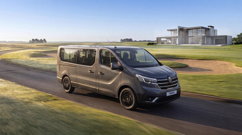Back after 20 years: New Renault Trafic Passenger launches in South Africa