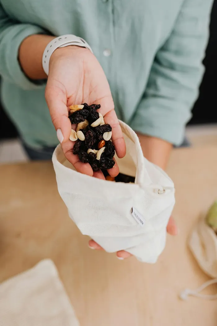 Nuts and raisins are a great snack.