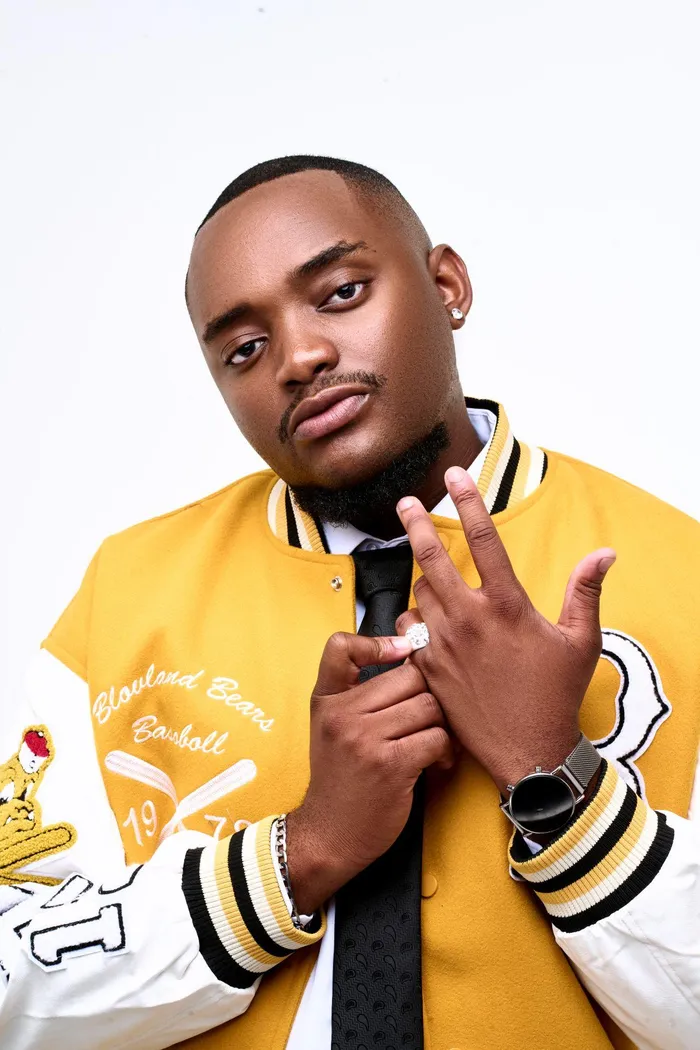 Platinum-certified producer and DJ Soa Mattrix has released a new single with Bassie and Khathapillar.
