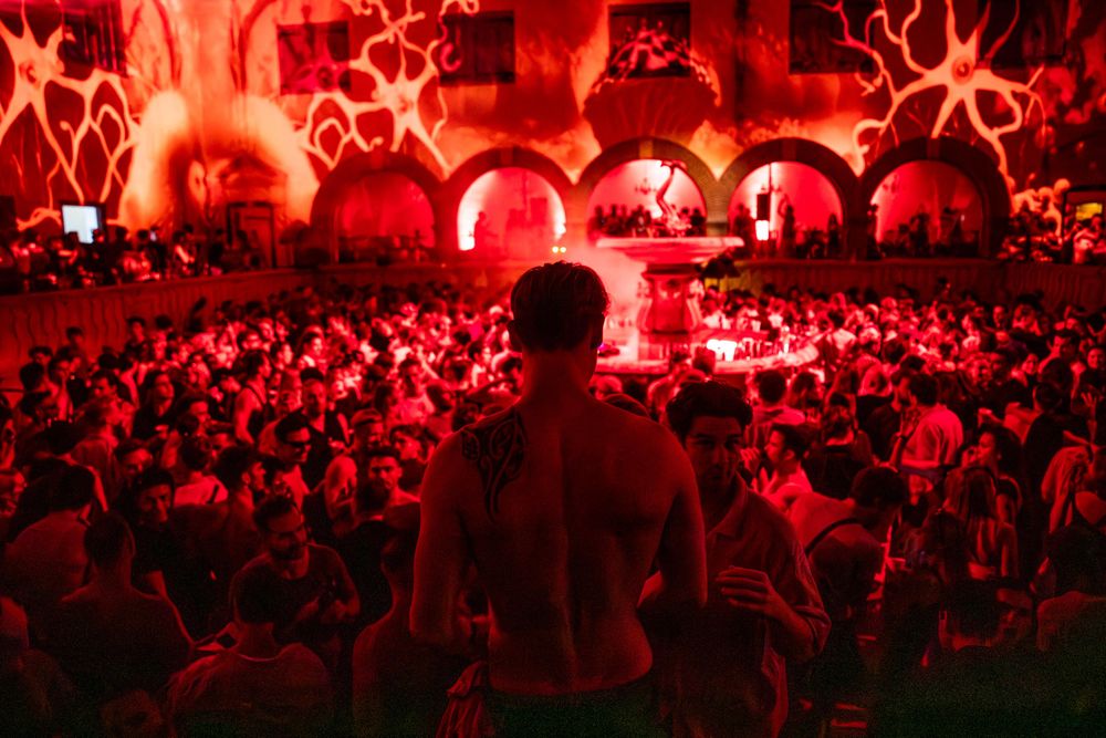 Experience the vibrant electronic scene: Fabric's landmark events in Johannesburg and Cape Town