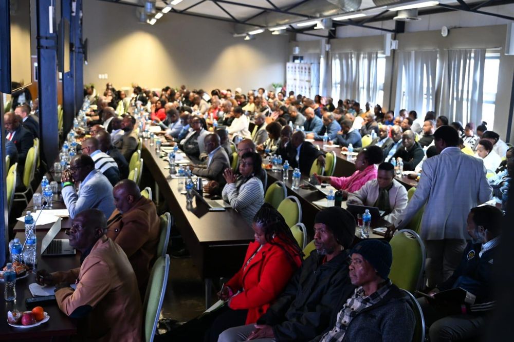 Inhaber lokaler Spaza-Shops in KwaZulu-Natal fordern angesichts ihrer ...