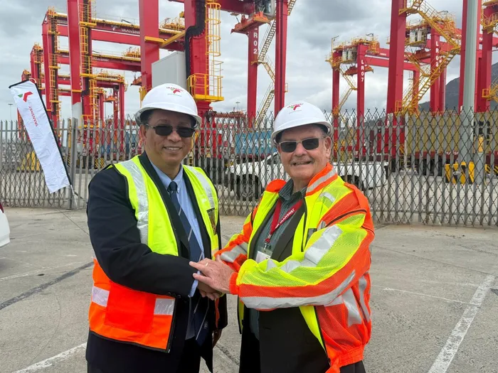 Western Cape Minister of Agriculture, Economic Development and Tourism, Dr Ivan Meyer, said in a statement that there should be no rerouting of exports from Western Cape