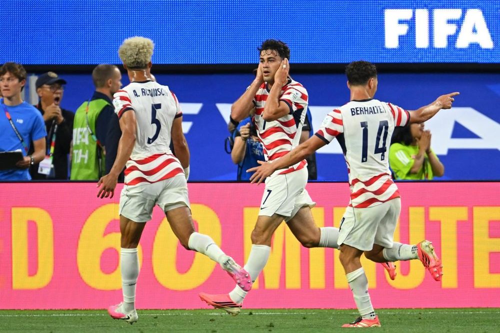 US hit Paraguay for four while Canada secure historic first-ever point