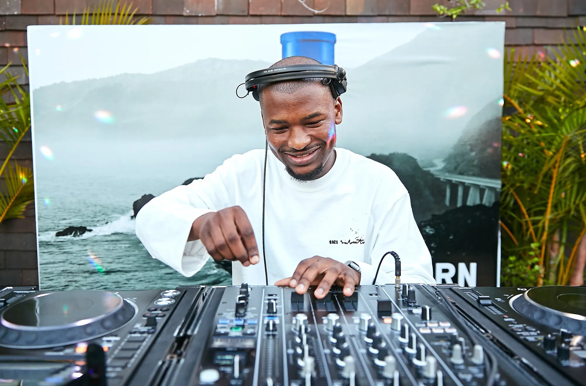Mr Thela goes Gold, scoops Metro FM Award and secures partnership with SKYY Vodka - Vimarsana News