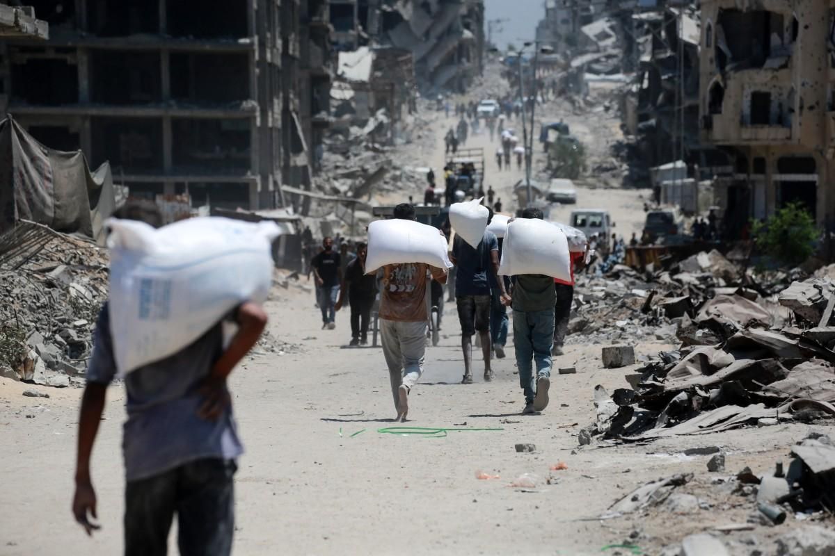 France carries out first aid airdrop in Gaza