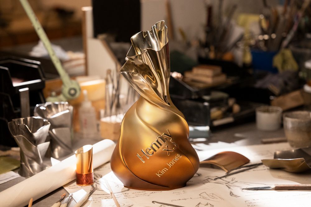 The Limited Edition Hennessy x Kim Jones Collection has arrived in