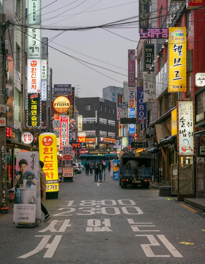 Delve into the energetic avenues of Seoul, where neon lights and cultural richness collide. This vibrant city offers the perfect backdrop for wandering and discovery.