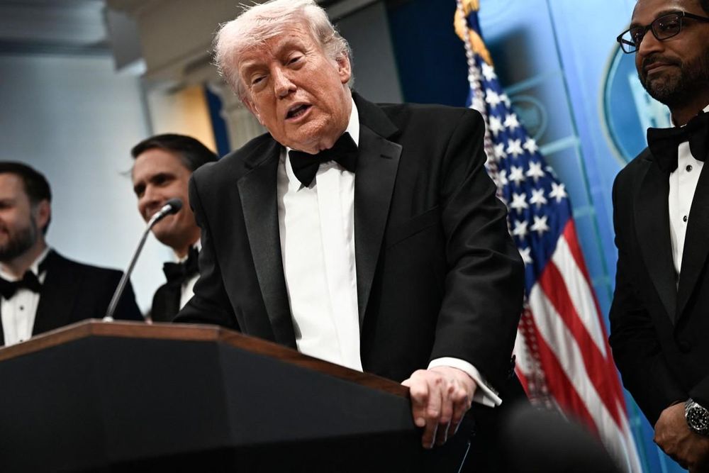 Shooting incident at Washington gala forces Trump evacuation