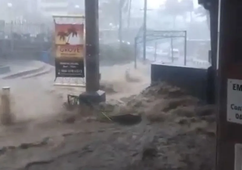 Flash floods hit KwaZulu-Natal South Coast