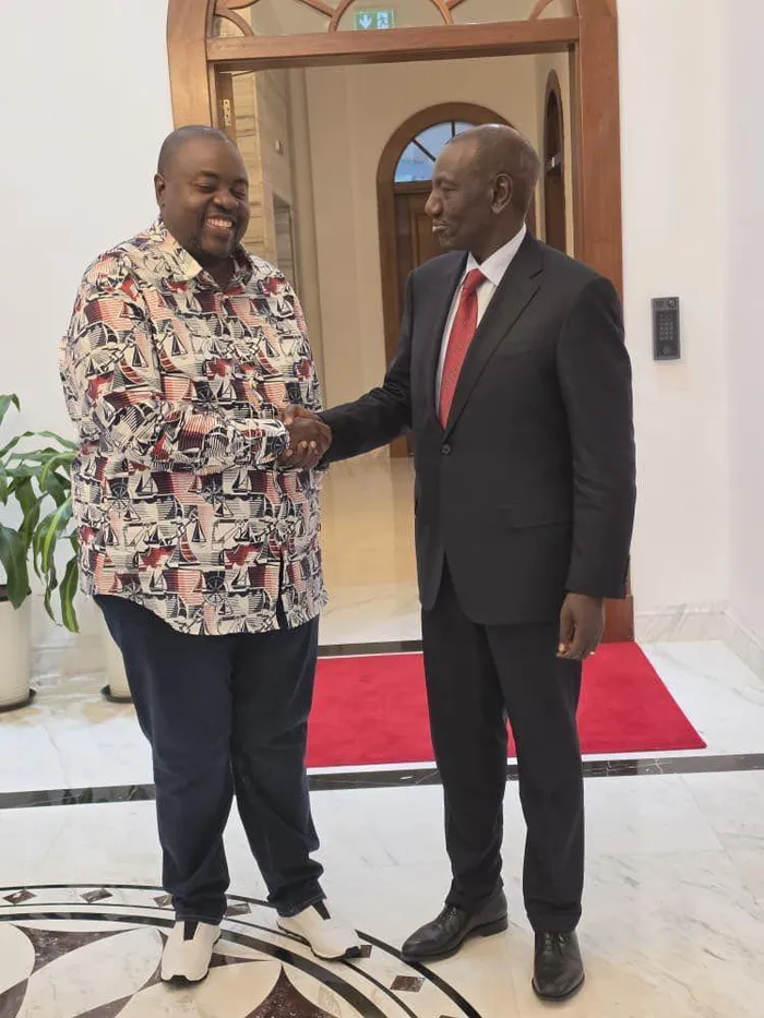 Zimbabwean businessman Wicknell Chivayo with Kenyan President William Ruto. 