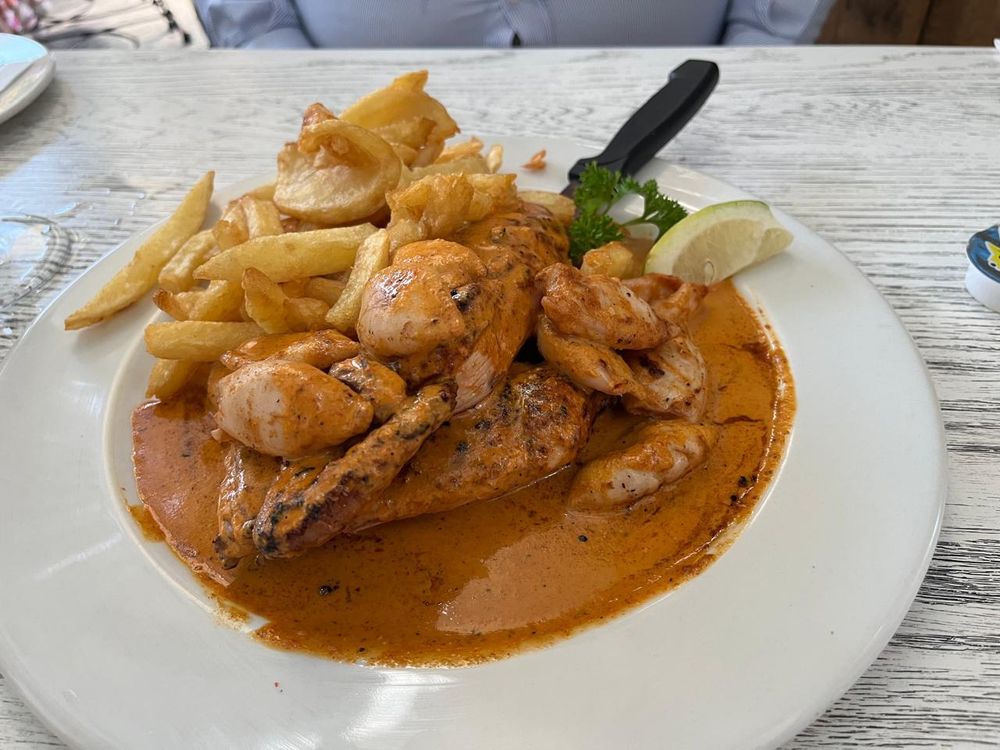 A leisurely lunch that takes us to Portugal