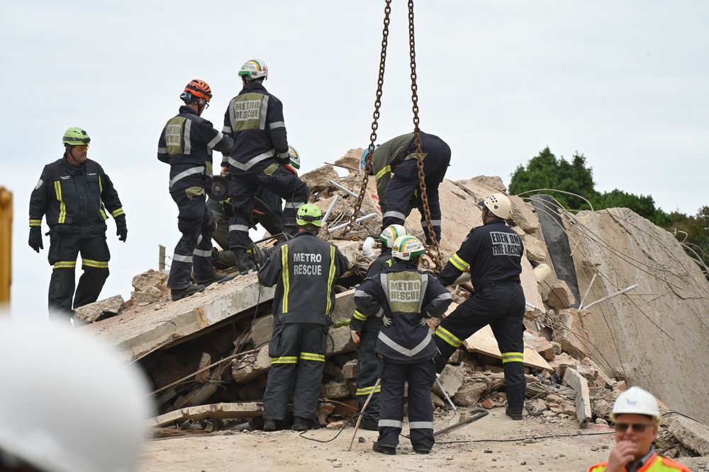 George rescue operation changes pace