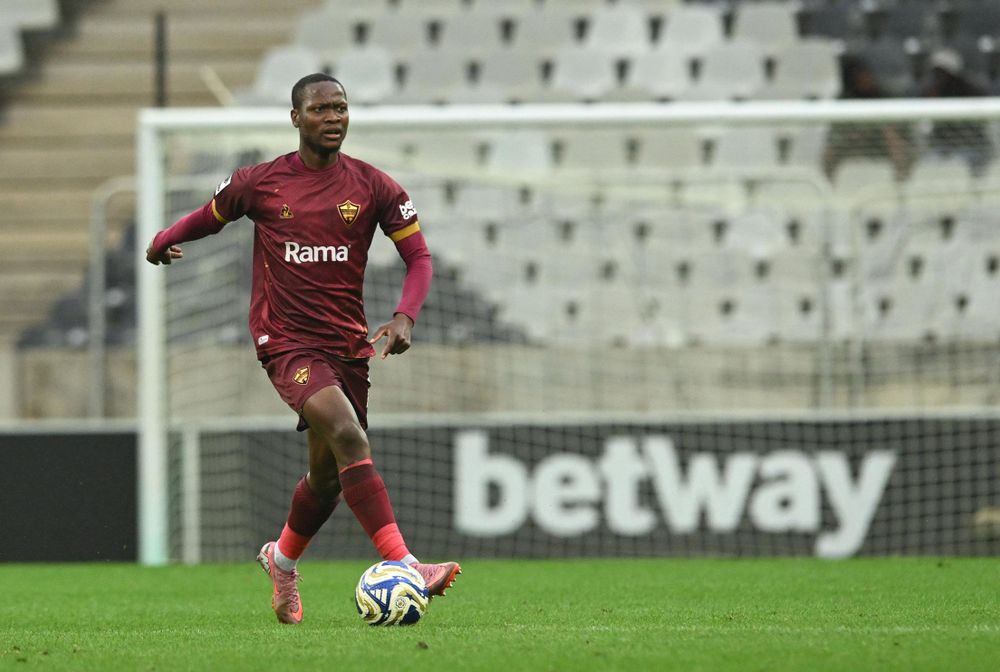 With Mbekezeli Mbokazi gone, Orlando Pirates target Thabo